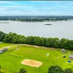Zakatek Na Mazurach I Kalinowo, Romoty 度假居