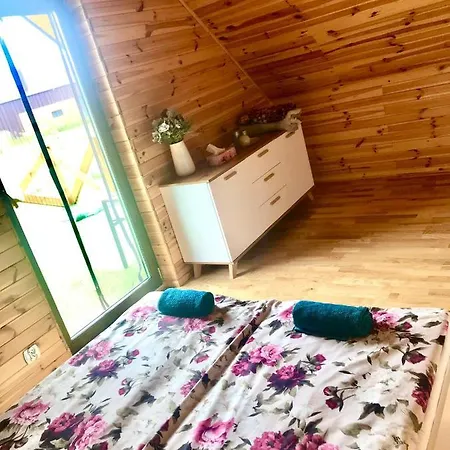 Zakatek Na Mazurach I Kalinowo, Romoty