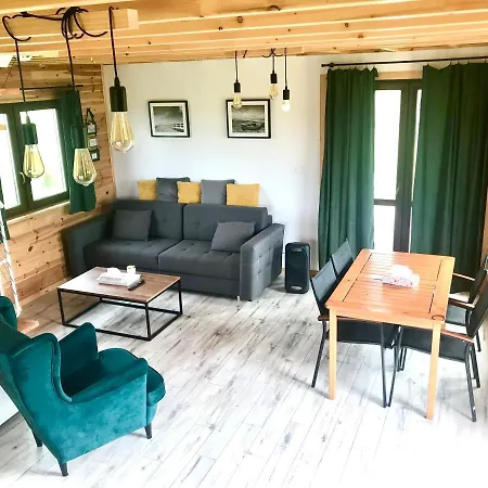 Zakatek Na Mazurach I Kalinowo, Romoty 度假居