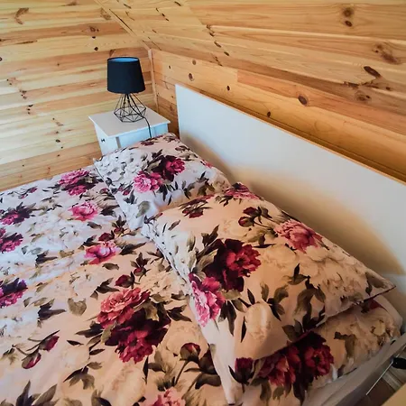 Zakatek Na Mazurach I Kalinowo, Romoty * Kalinowo (Elk)